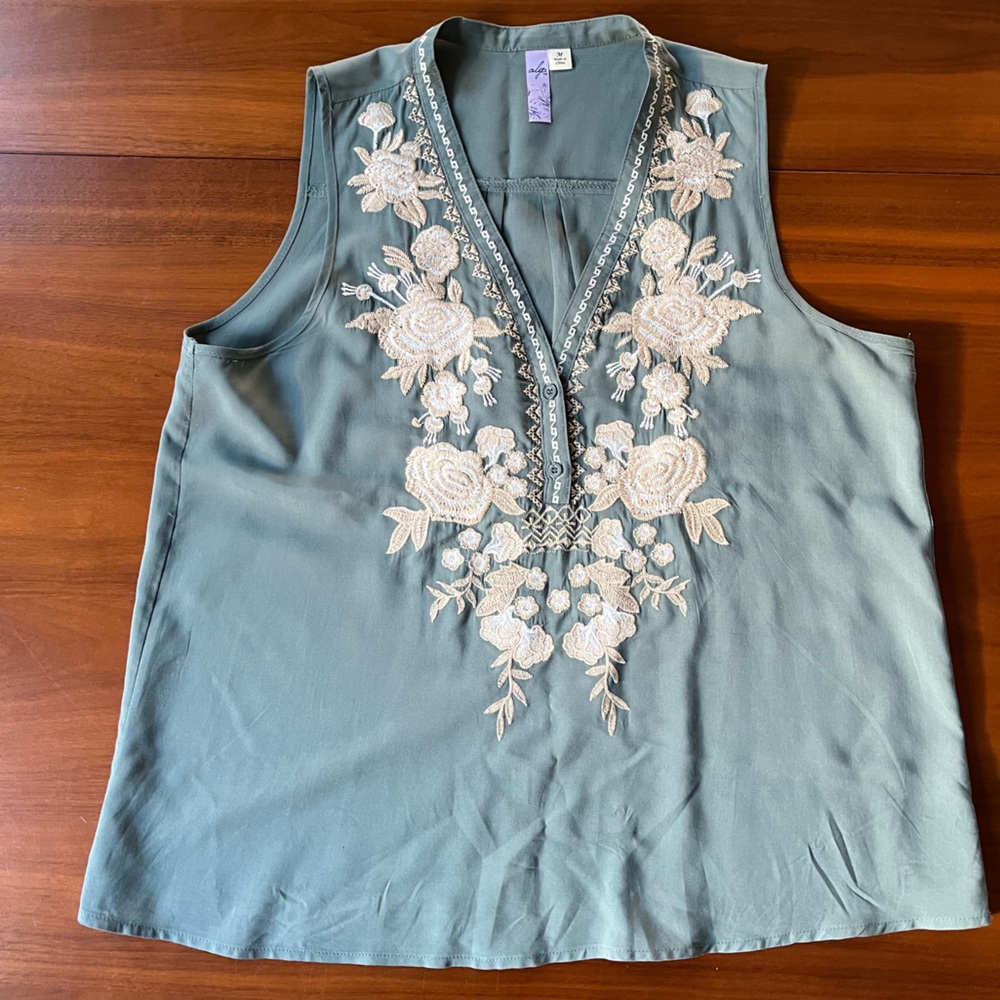 Alya Green Sleeveless Top with Cream Floral Embroidery